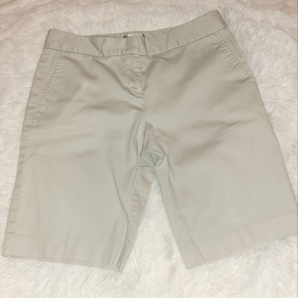 Khaki Bermuda Shorts 10 Inseam